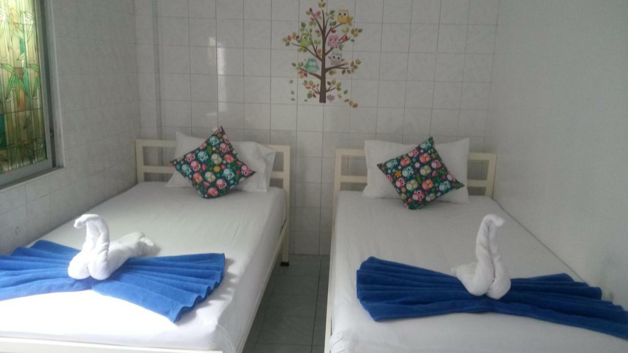 Madinah Hostel Ranong Luaran gambar
